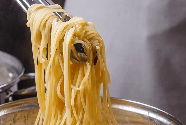 Plat cuisiné spaghetti bolognaise PANZANI